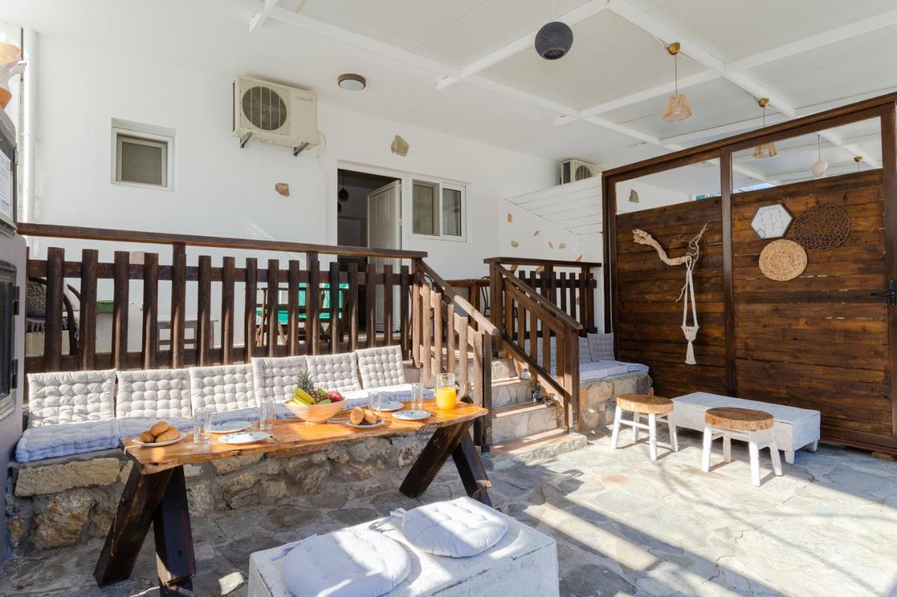 Christos Studios And Family Apartments Stegna Екстер'єр фото