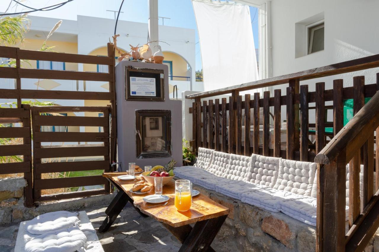 Christos Studios And Family Apartments Stegna Екстер'єр фото