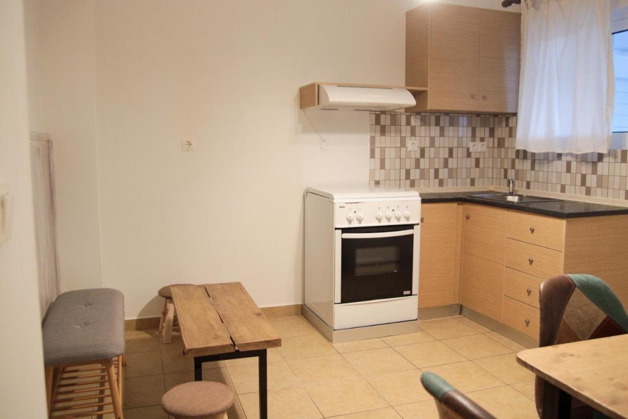 Christos Studios And Family Apartments Stegna Екстер'єр фото