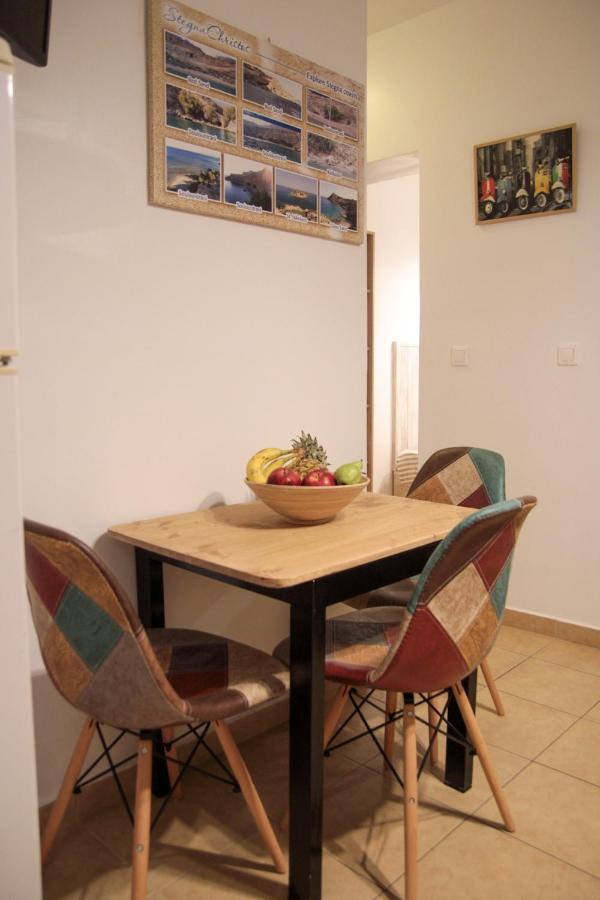 Christos Studios And Family Apartments Stegna Екстер'єр фото